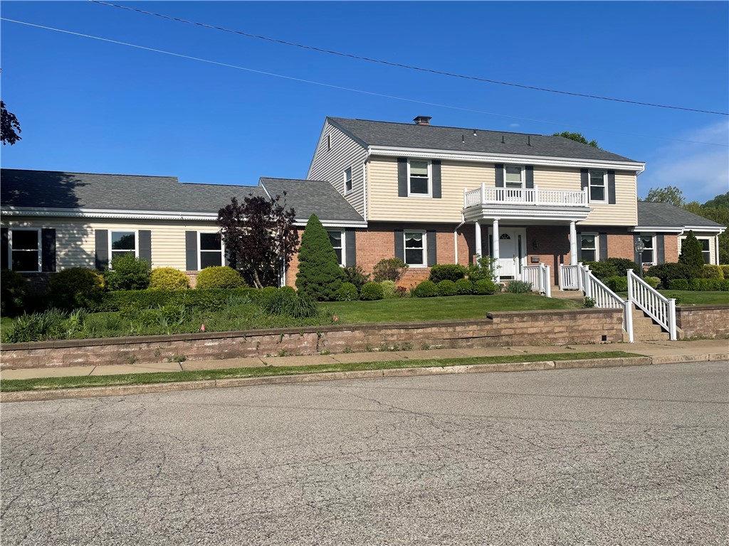 100 Oak St St, Beaver, Pennsylvania image 2