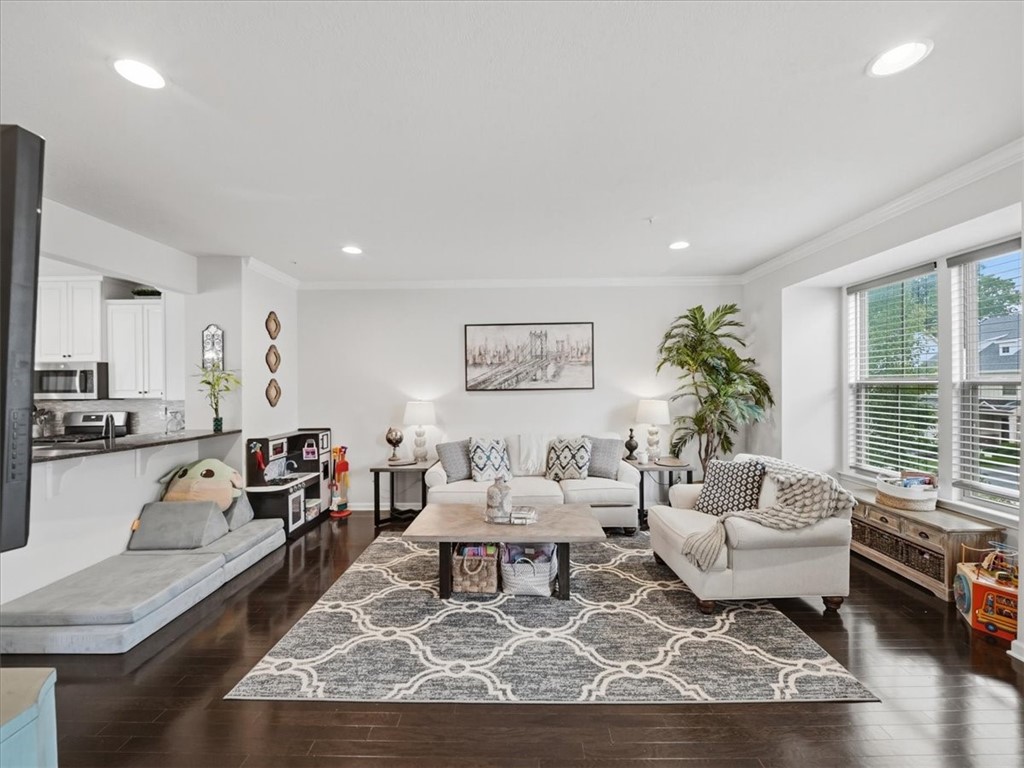 432 Fairmont Dr
