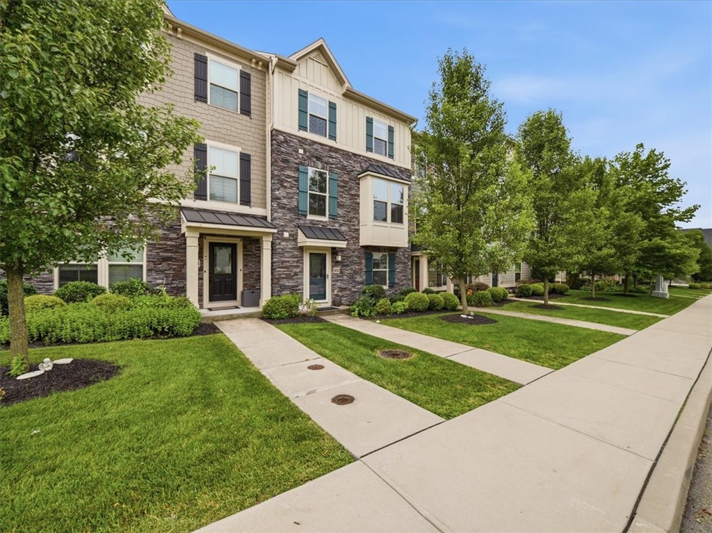 432 Fairmont Dr