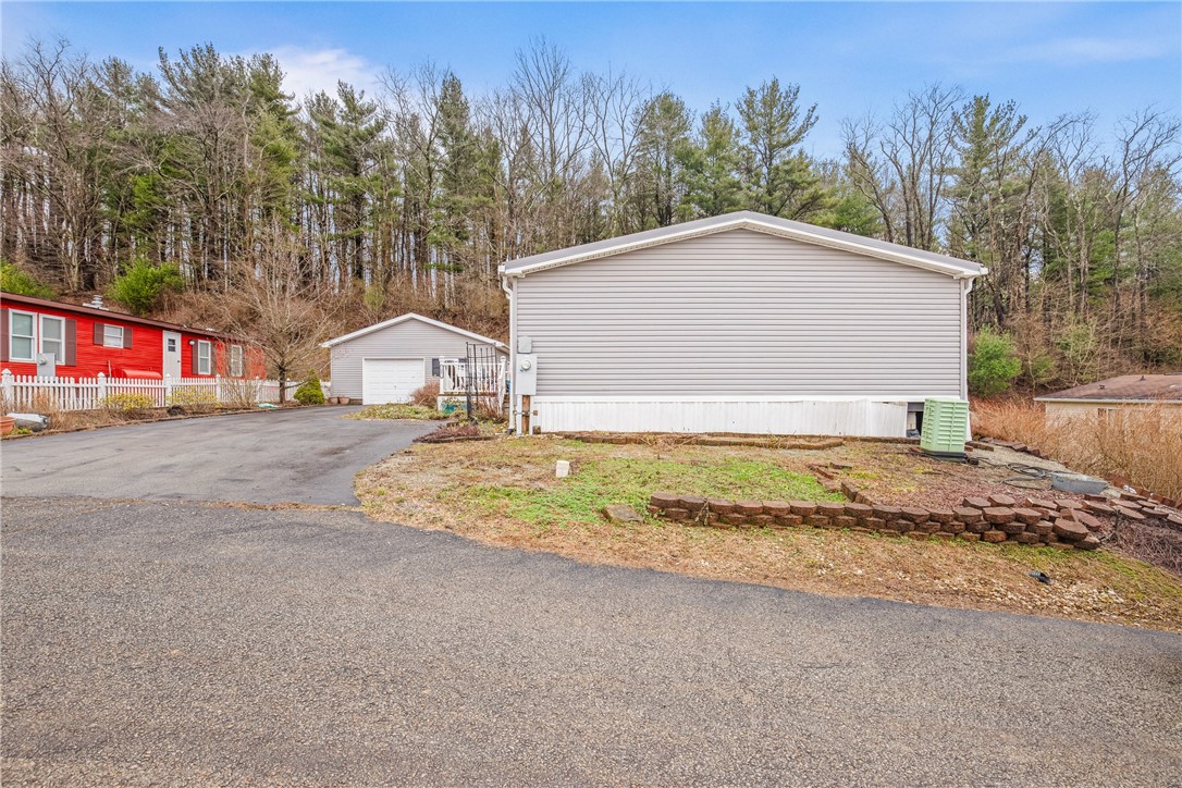 64 High View Dr