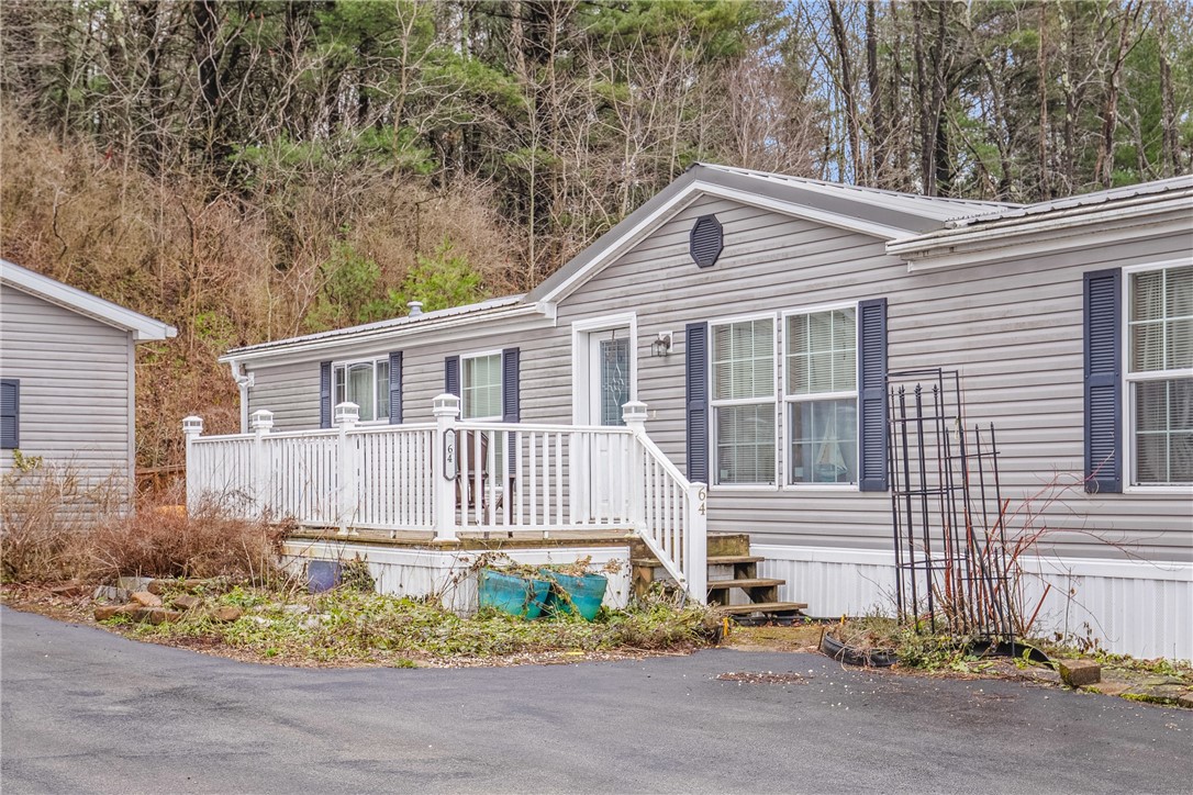 64 High View Dr