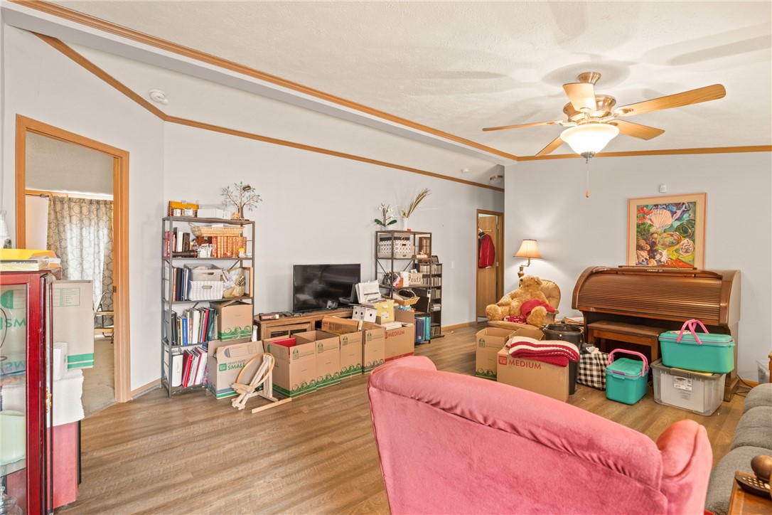64 High View Dr