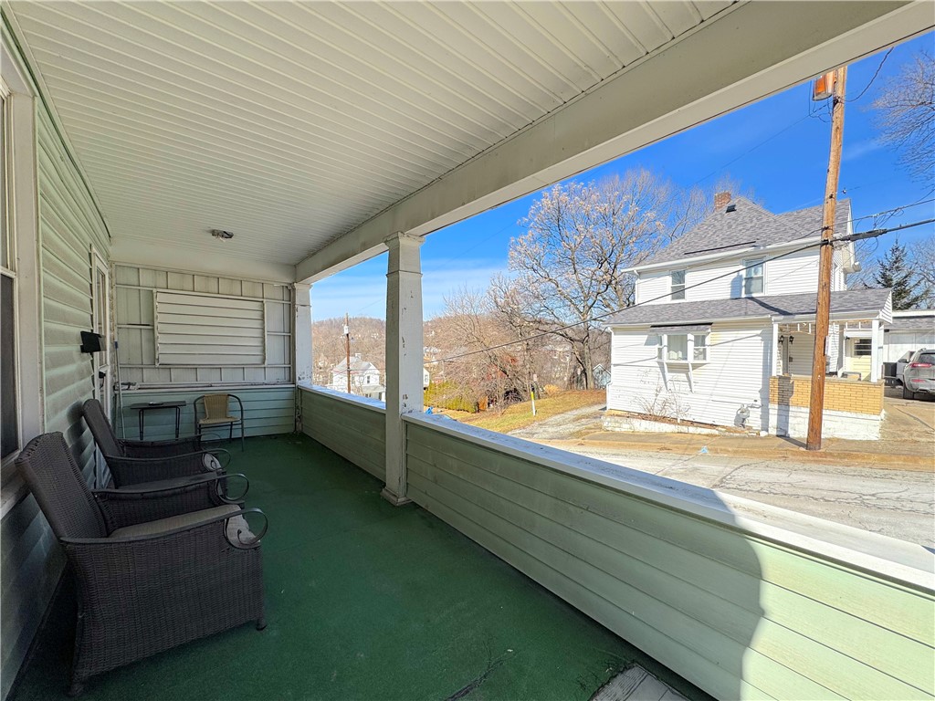 348 Frothingham Ave Ave, Jeannette, Pennsylvania image 4