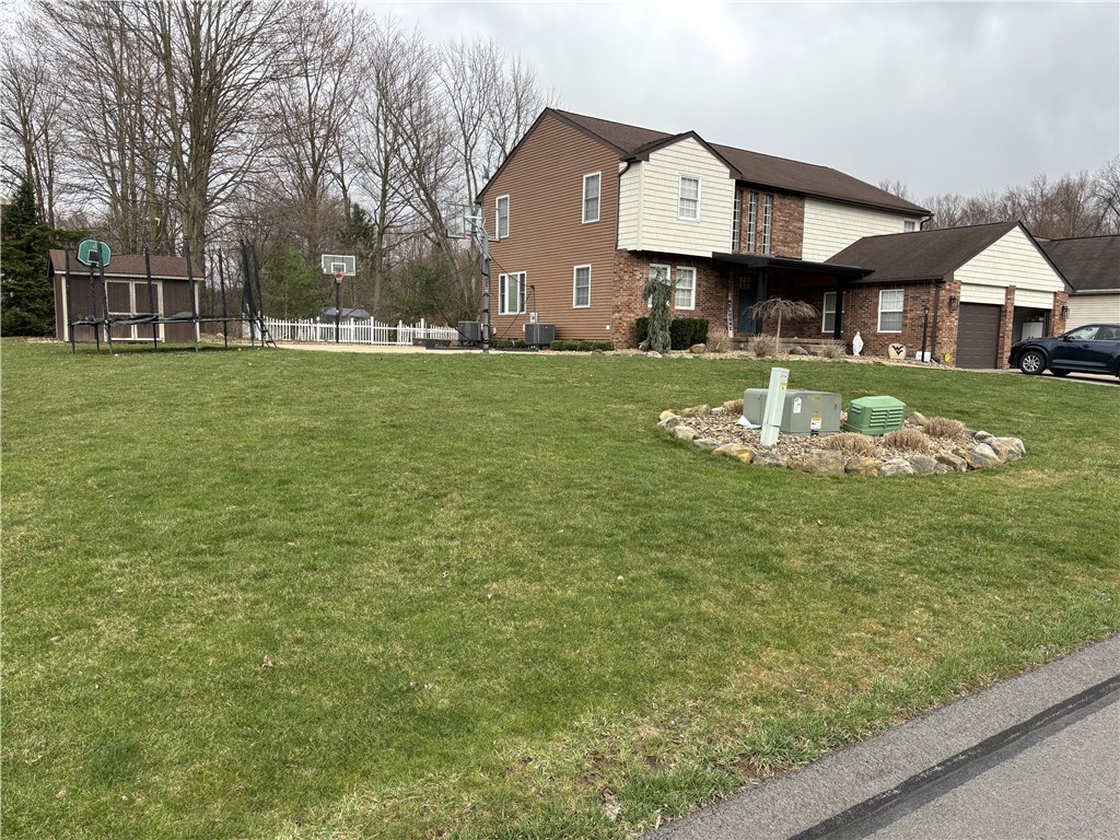 3328 Long Branch Dr