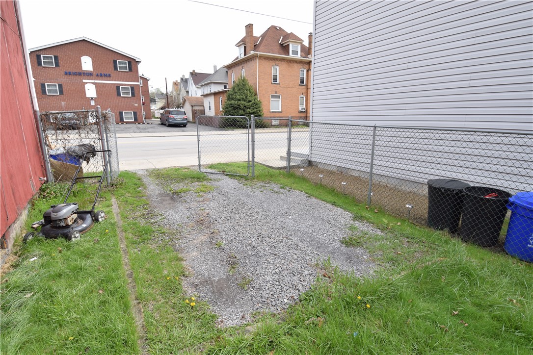 524 3rd Avenue Ave, New Brighton, Pennsylvania image 5