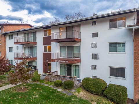 Photo for 129 Baywood Avenue 3B3