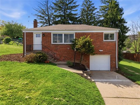Photo of 37 Pontiac Rd, Pittsburgh, PA 15241 (MLS # 1750281)