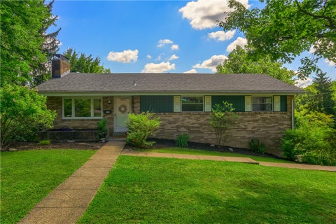 Photo of 308 Holiday Drive, Pittsburgh, PA 15237 (MLS # 1761595)