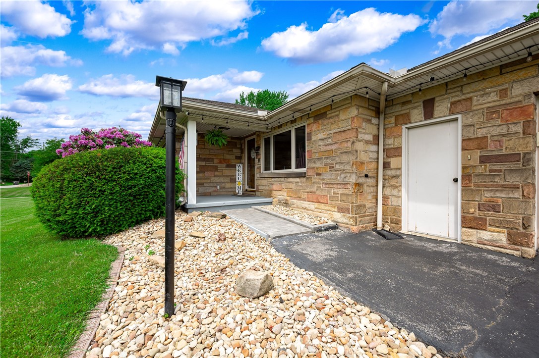 120 W Sunbury Rd