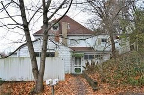 Photo of 2520 State Ave #A, Coraopolis, PA 15108 (MLS # 1727397)