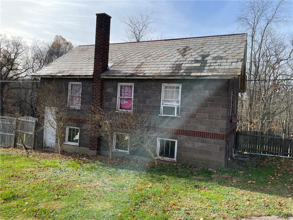 Jefferson Twp - But, Pennsylvania 16056, United States, 4 Bedrooms Bedrooms, ,2 BathroomsBathrooms,Residential,Contingent,32830