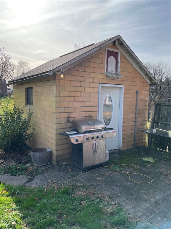 Jefferson Twp - But, Pennsylvania 16056, United States, 4 Bedrooms Bedrooms, ,2 BathroomsBathrooms,Residential,Contingent,32830