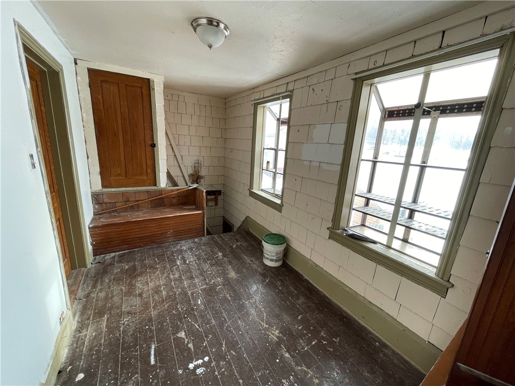 Jefferson Twp - But, Pennsylvania 16056, United States, 4 Bedrooms Bedrooms, ,2 BathroomsBathrooms,Residential,Contingent,32830