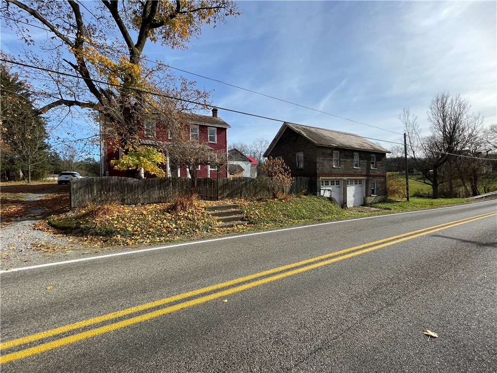 Jefferson Twp - But, Pennsylvania 16056, United States, 4 Bedrooms Bedrooms, ,2 BathroomsBathrooms,Residential,Contingent,32830