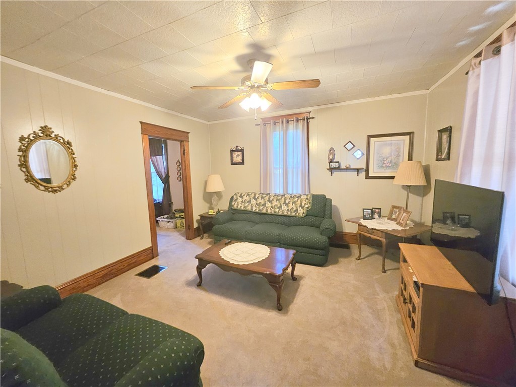 Mercer Twp, Pennsylvania 16035, United States, 2 Bedrooms Bedrooms, ,1 BathroomBathrooms,Residential,Active,178210