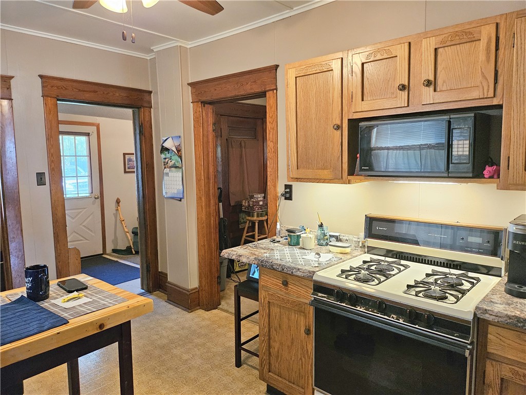 Mercer Twp, Pennsylvania 16035, United States, 2 Bedrooms Bedrooms, ,1 BathroomBathrooms,Residential,Active,178210