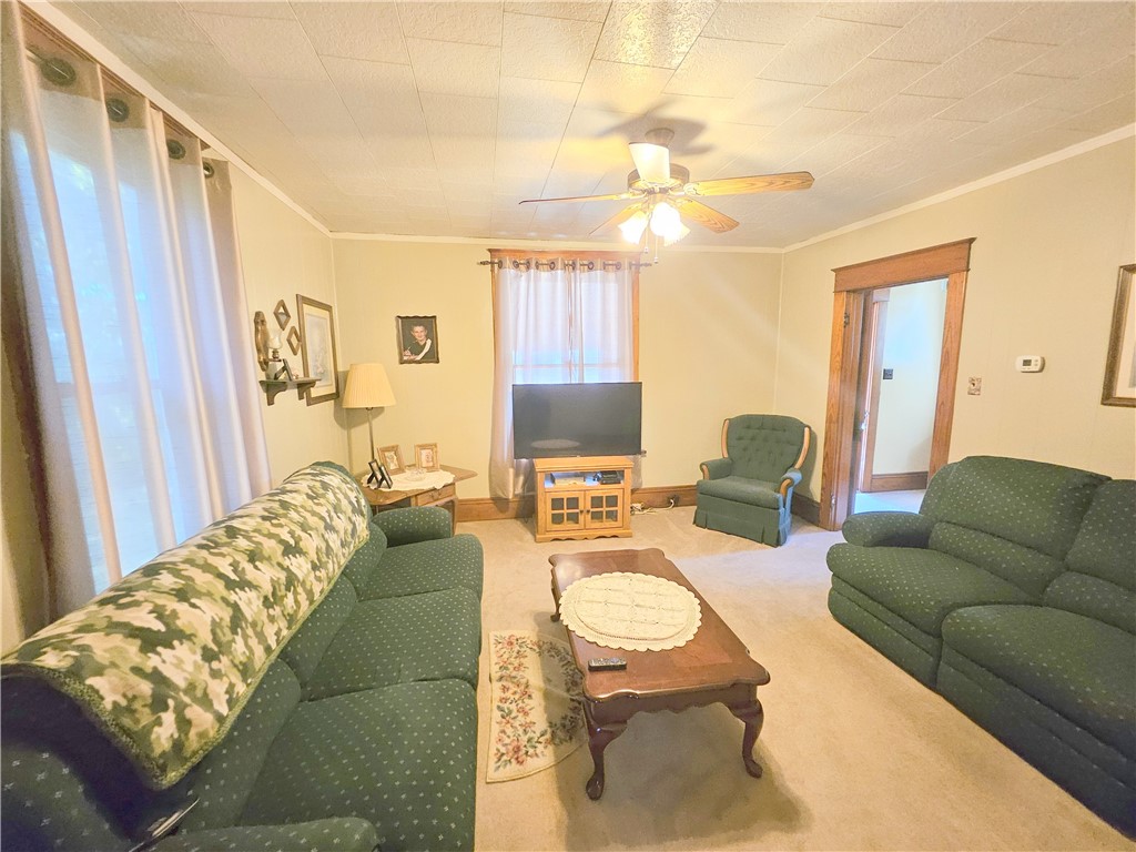 Mercer Twp, Pennsylvania 16035, United States, 2 Bedrooms Bedrooms, ,1 BathroomBathrooms,Residential,Active,178210