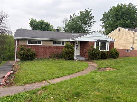 Apartment For Sale - 206 Shannon Heights Dr Dr #SUITE 205<br/> Verona, PA 15147