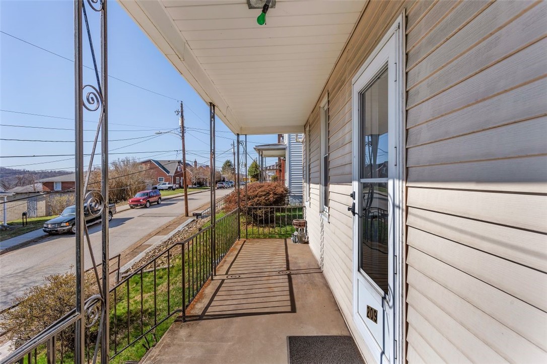 209 S Allen Ave Ave, Donora, Pennsylvania image 3