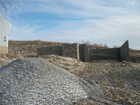 Photo of 314 William Dr, Pittsburgh, PA 15239 (MLS # 1737256)