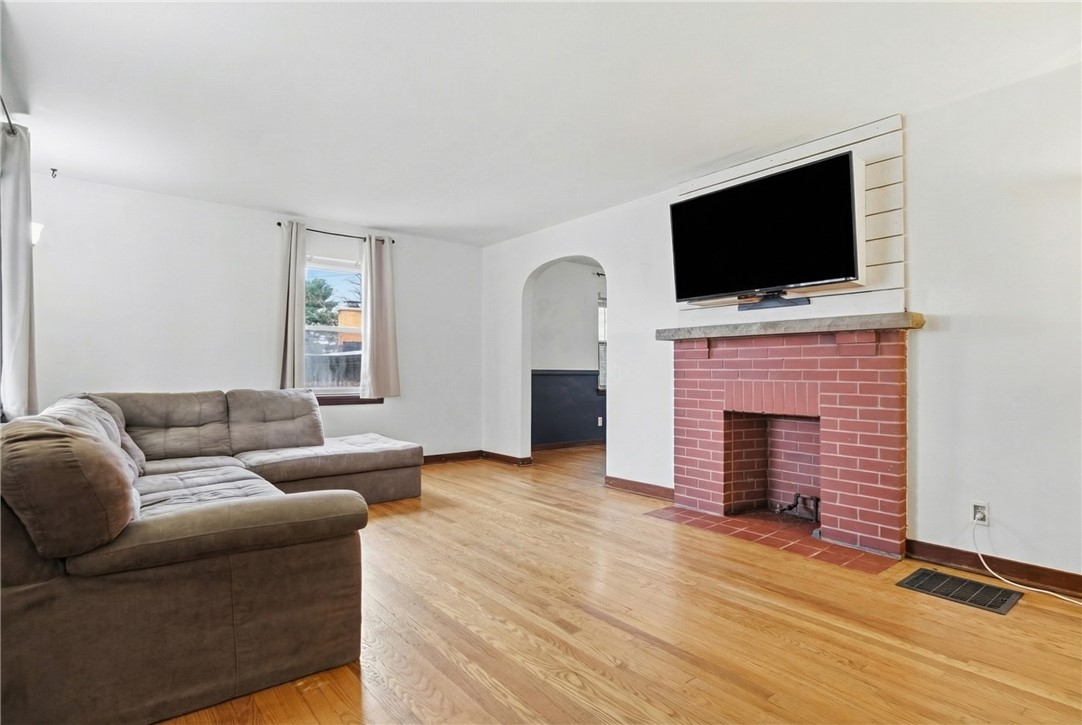 1420 Hawthorne Street