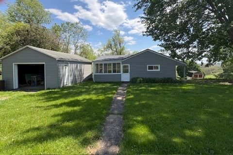 Photo of 6365 Tuscarawas Rd, Industry, PA 15052 (MLS # 1751904)