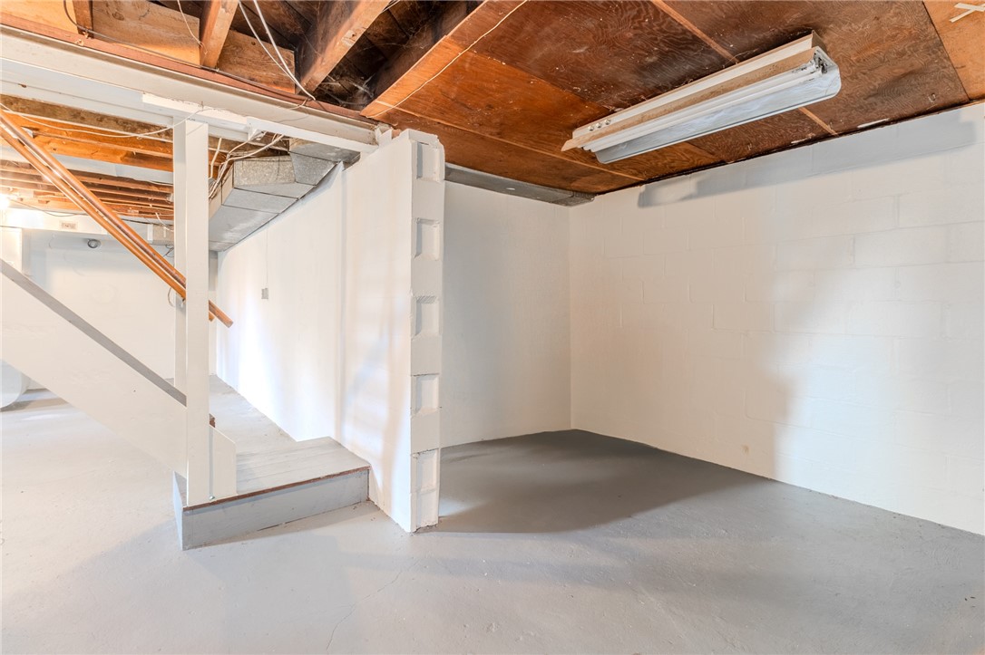 N Versailles, Pennsylvania 15137, United States, 3 Bedrooms Bedrooms, ,1 BathroomBathrooms,Residential,Contingent,59851