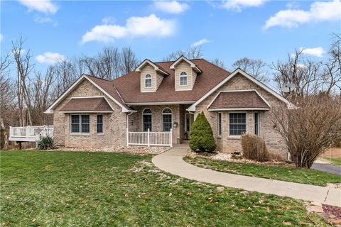 Photo of 2108 Mickanin Rd, Irwin, PA 15642 (MLS # 1733434)