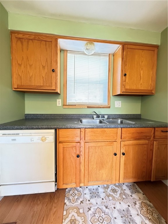 Hempfield Twp, Pennsylvania 16125, United States, 2 Bedrooms Bedrooms, ,1 BathroomBathrooms,Residential,Active,234630