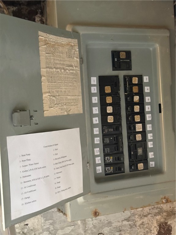 Hempfield Twp, Pennsylvania 16125, United States, 2 Bedrooms Bedrooms, ,1 BathroomBathrooms,Residential,Active,234630