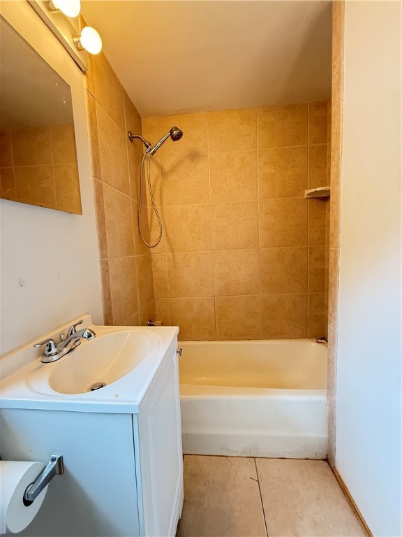 Hempfield Twp, Pennsylvania 16125, United States, 2 Bedrooms Bedrooms, ,1 BathroomBathrooms,Residential,Active,234630