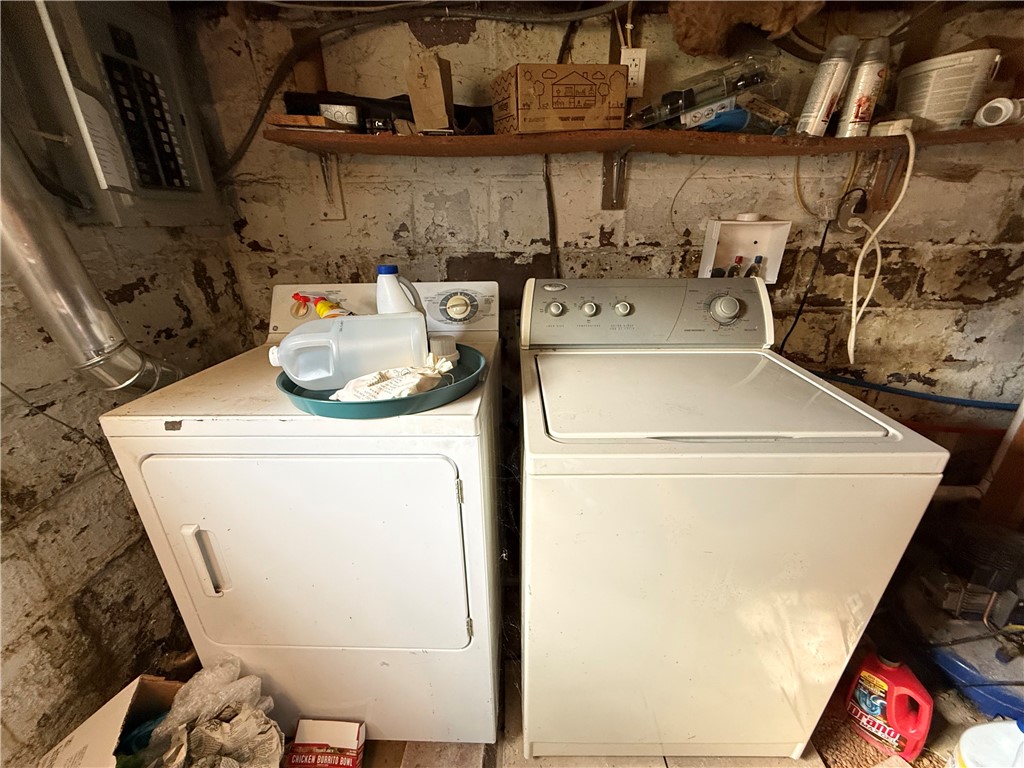 Hempfield Twp, Pennsylvania 16125, United States, 2 Bedrooms Bedrooms, ,1 BathroomBathrooms,Residential,Active,234630