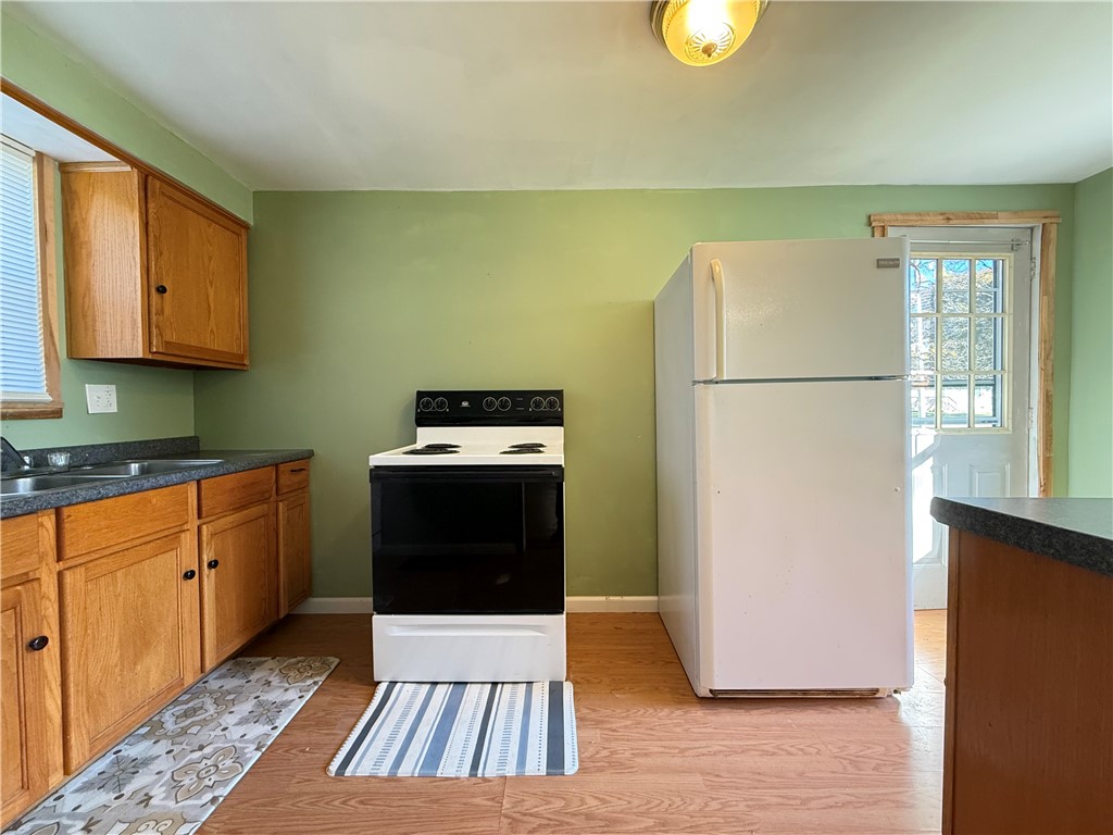 Hempfield Twp, Pennsylvania 16125, United States, 2 Bedrooms Bedrooms, ,1 BathroomBathrooms,Residential,Active,234630