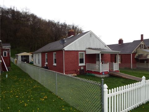 Photo of 18 Penn Ave, Clarksville, PA 15322 (MLS # 1740708)