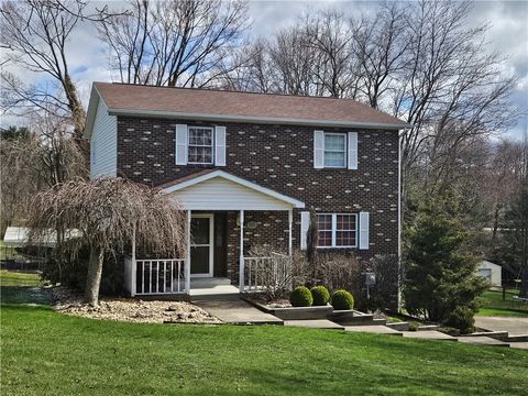 Photo of 101 Sunrise Cove Ln, Butler, PA 16001 (MLS # 1745748)