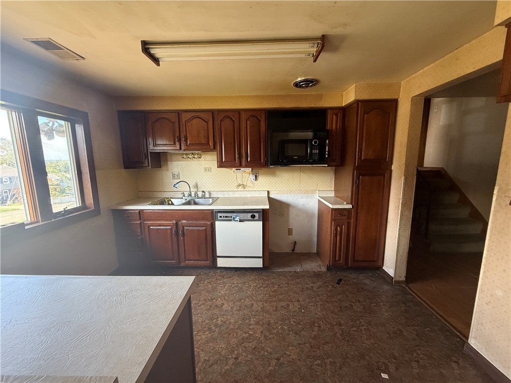 815 Sweetleaf Dr