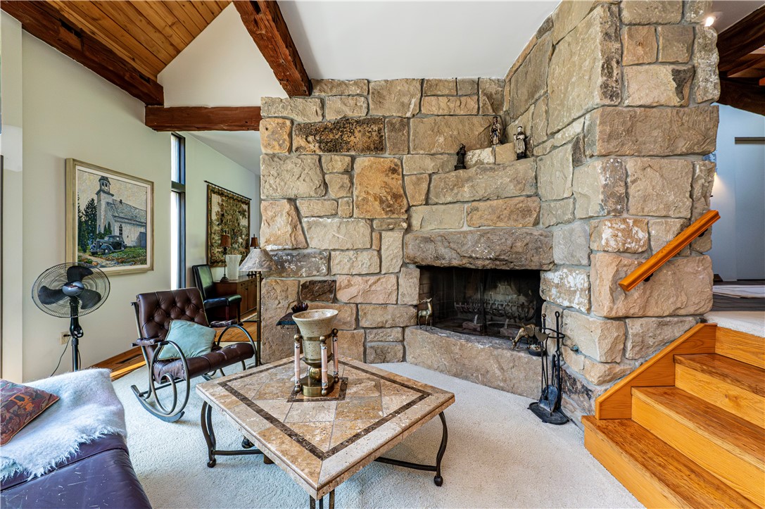 Salem Twp, Pennsylvania 15601, United States, 3 Bedrooms Bedrooms, ,4 BathroomsBathrooms,Residential,Active,210252