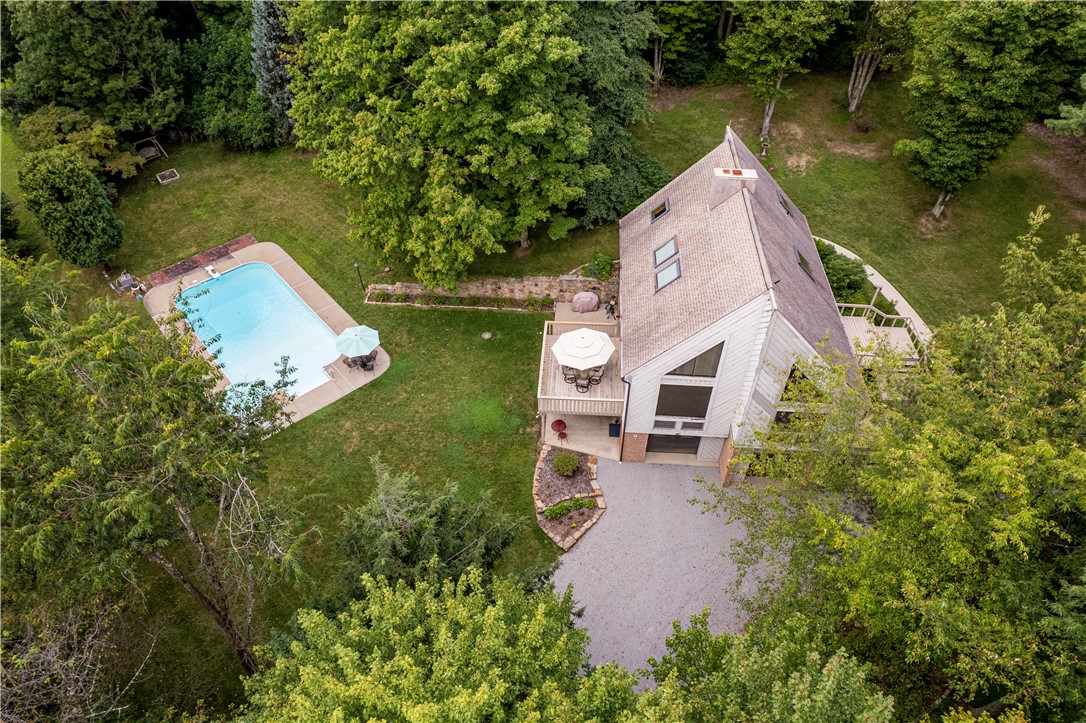 Salem Twp, Pennsylvania 15601, United States, 3 Bedrooms Bedrooms, ,4 BathroomsBathrooms,Residential,Active,210252