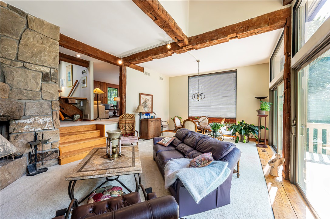 Salem Twp, Pennsylvania 15601, United States, 3 Bedrooms Bedrooms, ,4 BathroomsBathrooms,Residential,Active,210252