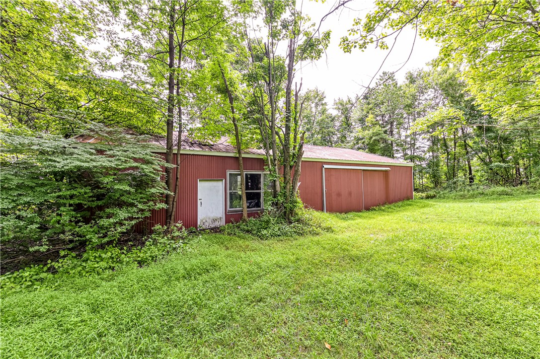 Salem Twp, Pennsylvania 15601, United States, 3 Bedrooms Bedrooms, ,4 BathroomsBathrooms,Residential,Active,210252