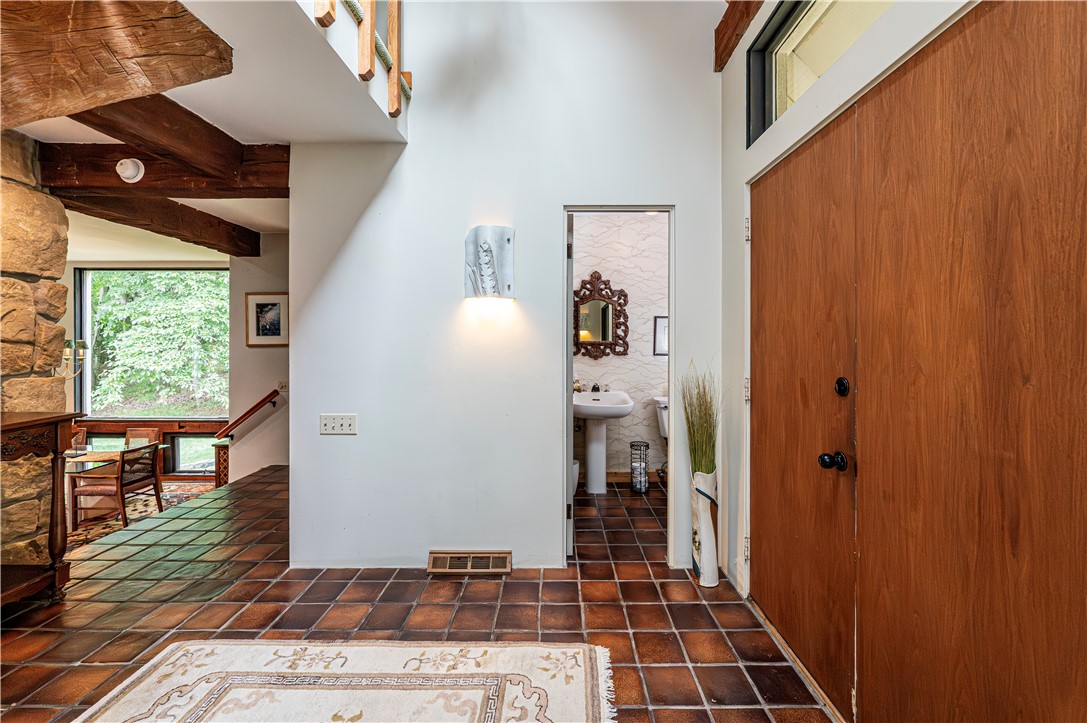 Salem Twp, Pennsylvania 15601, United States, 3 Bedrooms Bedrooms, ,4 BathroomsBathrooms,Residential,Active,210252