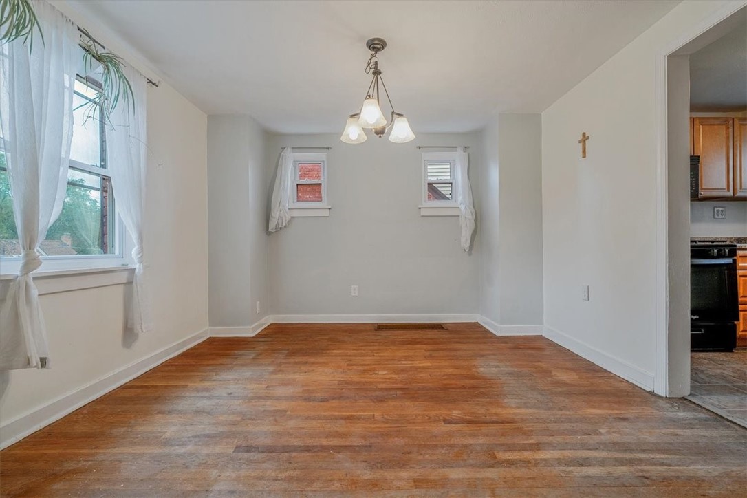4018 Meadowbrook Blvd, Brentwood, Pennsylvania image 10