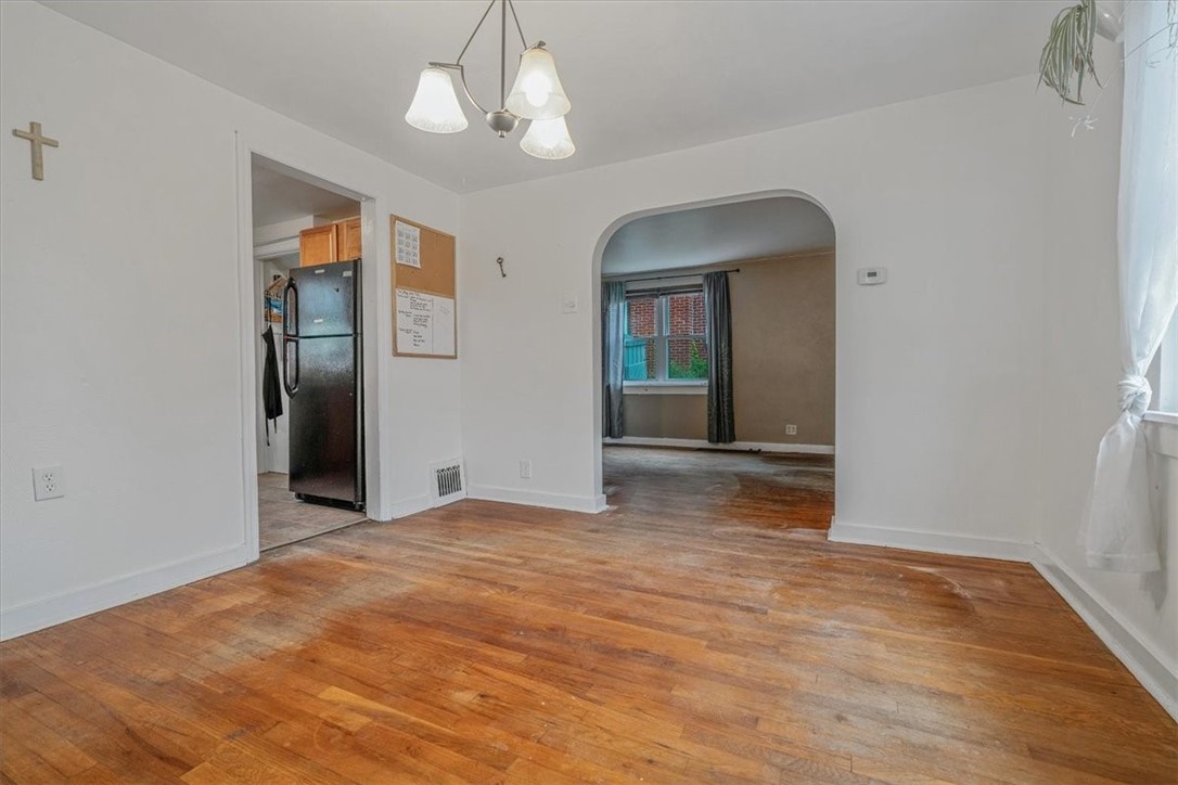 4018 Meadowbrook Blvd, Brentwood, Pennsylvania image 12