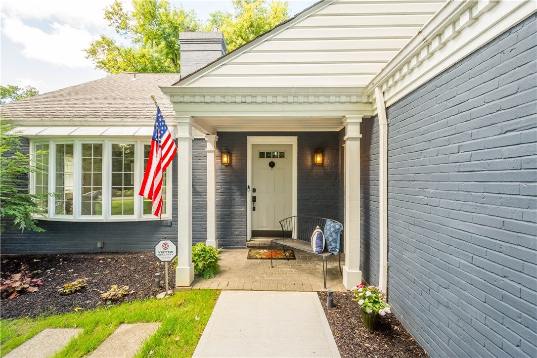 201 Oakhaven Drive