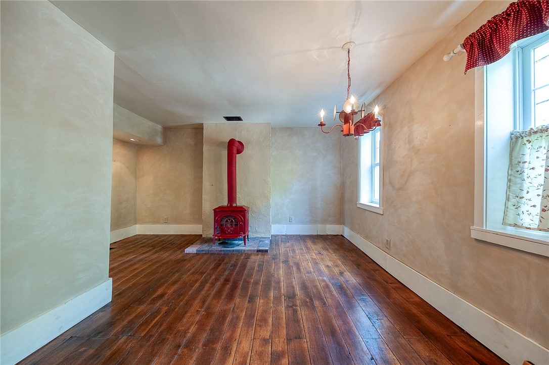 Portersville Boro, Pennsylvania 16051, United States, 3 Bedrooms Bedrooms, ,3 BathroomsBathrooms,Residential,Pending,29141