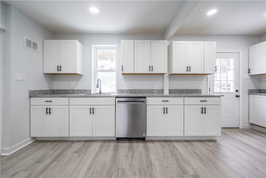 665 Allison Hollow Rd