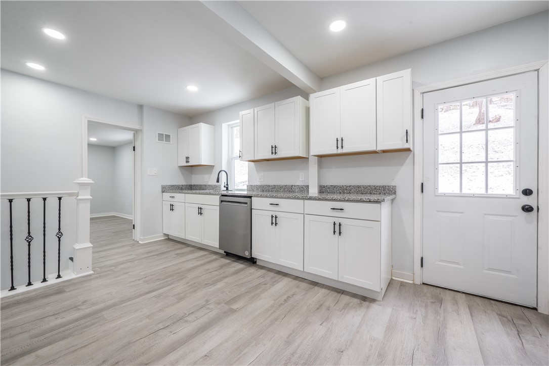 665 Allison Hollow Rd