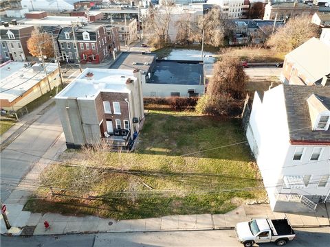 Photo of 3405 Denny St, Pittsburgh, PA 15201 (MLS # 1746050)