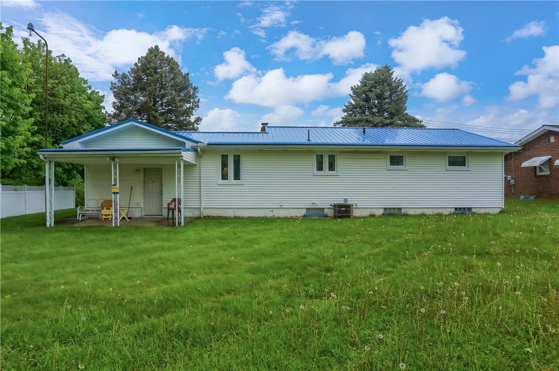 1211 Gale St