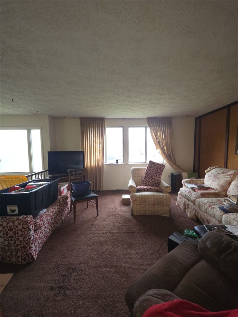 145 Rivercrest Dr